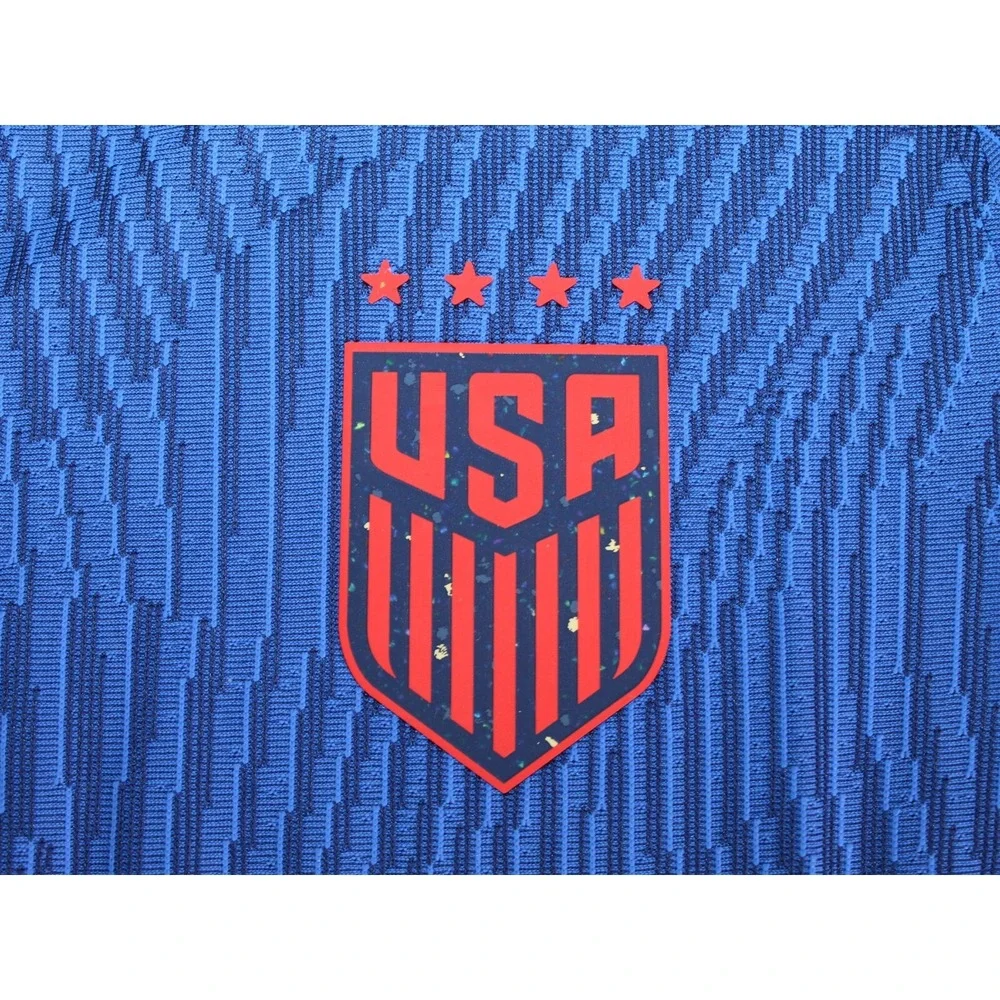 Nike excellent listed